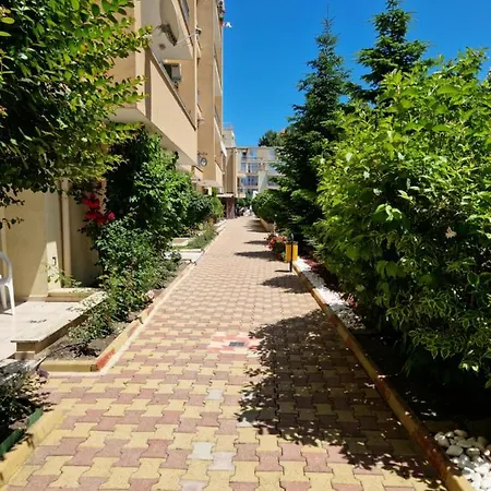 Kamelia Apartman Napospart