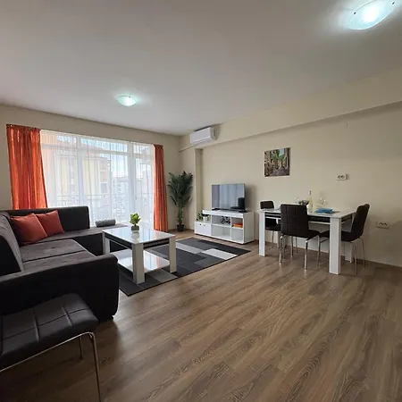 Kamelia Apartman *