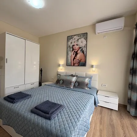Kamelia Apartman